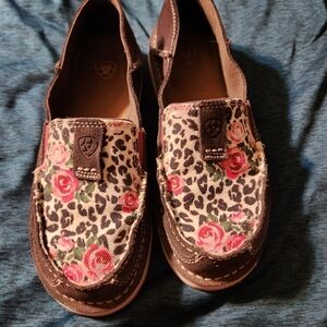 Gently used Ariat ladies shoes
